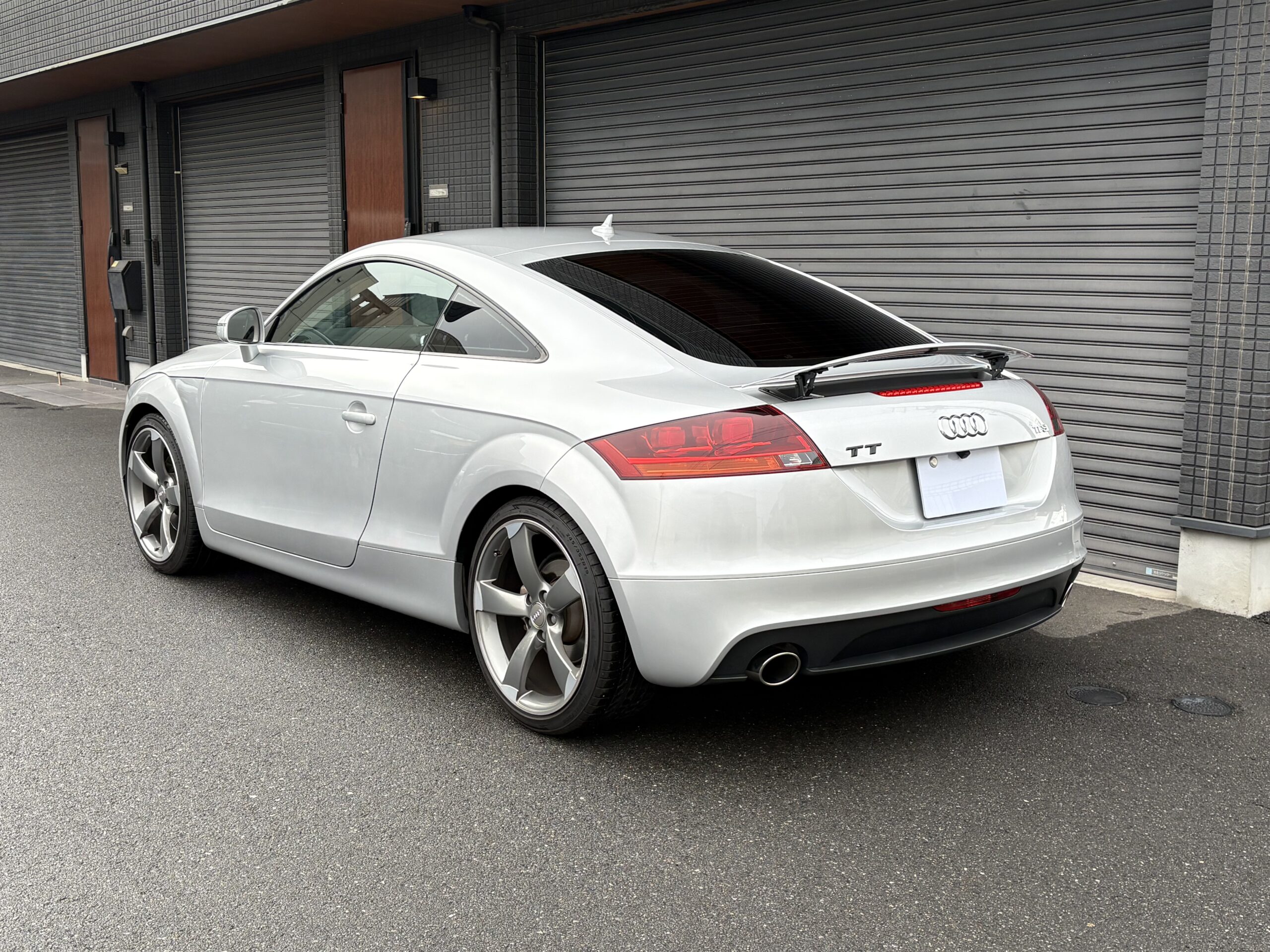 アウディ TT 2011年式